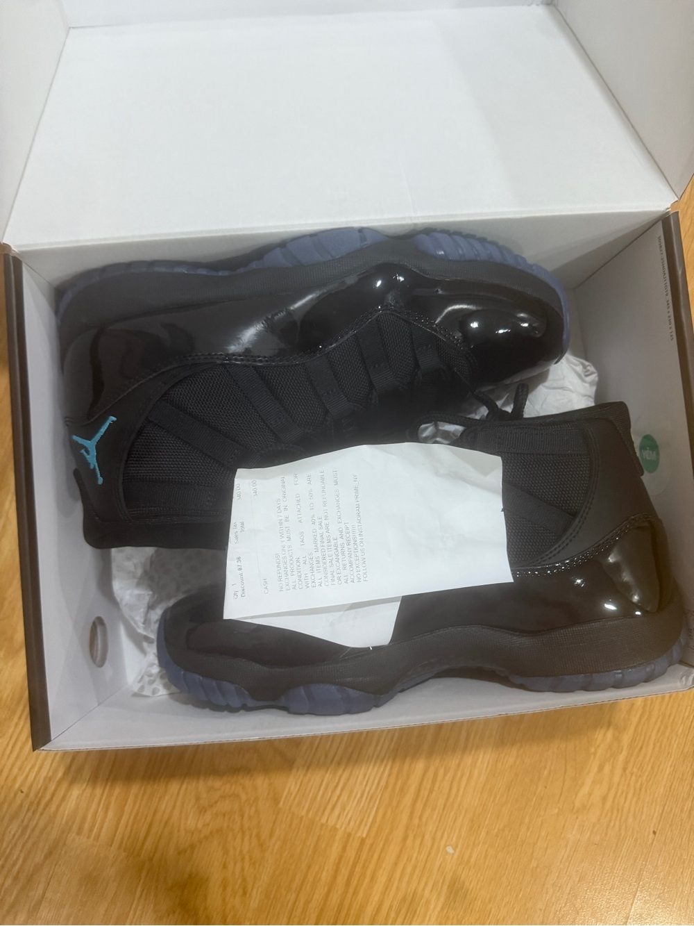 Jordan 11 Gamma Black and teal High-Top Sneakers